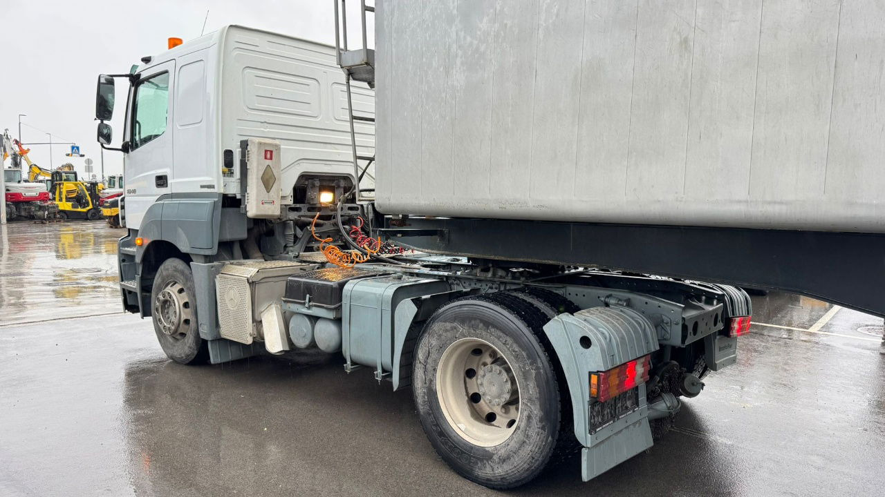 Mercedes-Benz Actros 1840 Axor 1840 LS 4x2 tipper hydraulics - Tractor unit: picture 4 Mercedes-Benz Actros 1840 Axor 1840 LS 4x2 tipper hydraulics - Tractor unit: picture 4