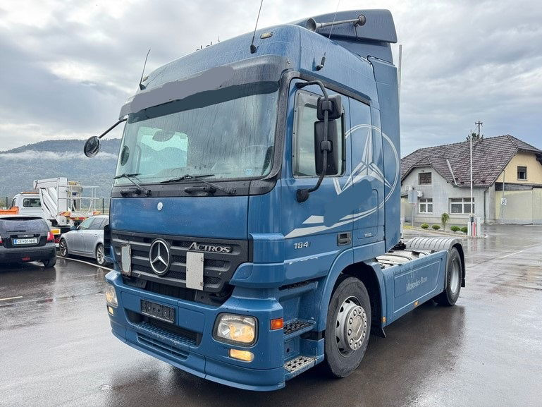 Mercedes-Benz Actros 1841 LS 4x2 tractor unit - retarder - Tractor unit: picture 1 Mercedes-Benz Actros 1841 LS 4x2 tractor unit - retarder - Tractor unit: picture 1