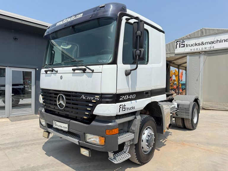 Mercedes-Benz Actros 2040 AS 4x4 tractor unit - tipp. hydr. - Tractor unit: picture 1 Mercedes-Benz Actros 2040 AS 4x4 tractor unit - tipp. hydr. - Tractor unit: picture 1