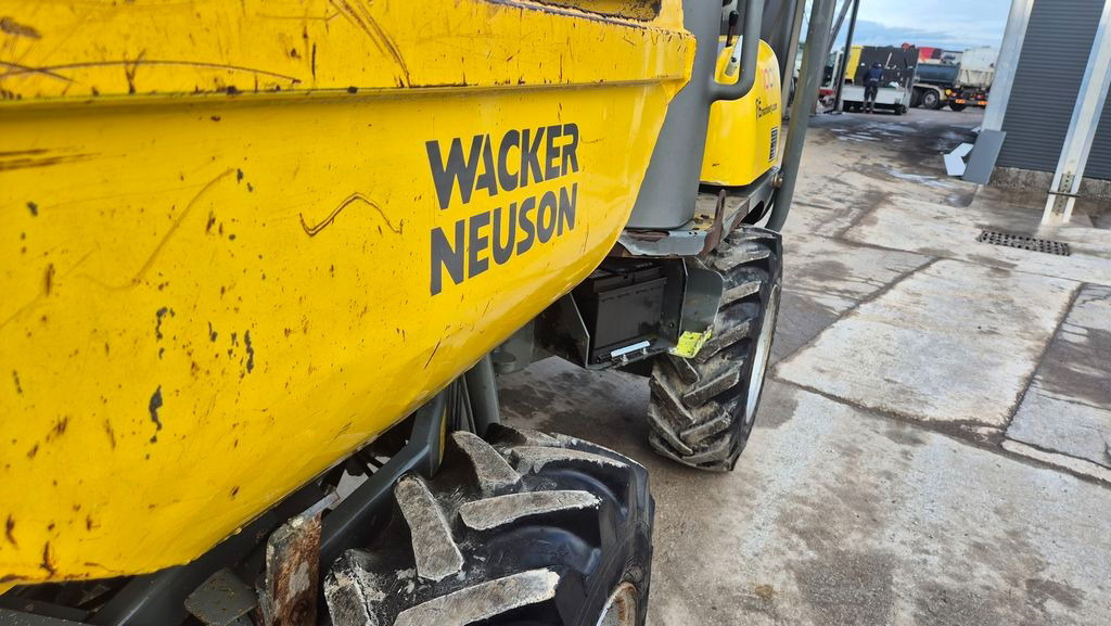 WACKER NEUSON 1001 - 2017 Year - 1540 Working Hours - Mini dumper: picture 4 WACKER NEUSON 1001 - 2017 Year - 1540 Working Hours - Mini dumper: picture 4