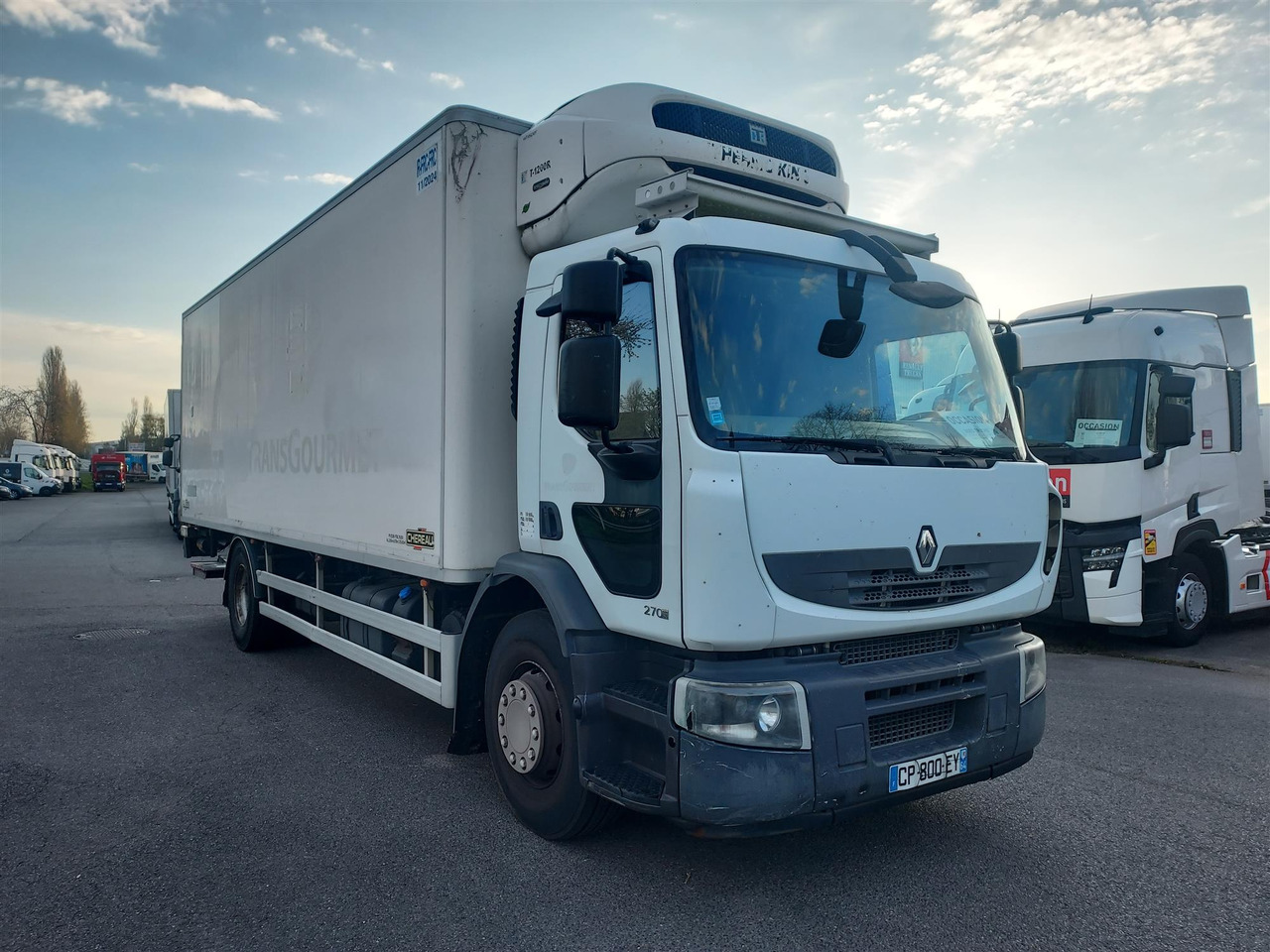 RENAULT Premium 270 - Refrigerator truck: picture 2 RENAULT Premium 270 - Refrigerator truck: picture 2