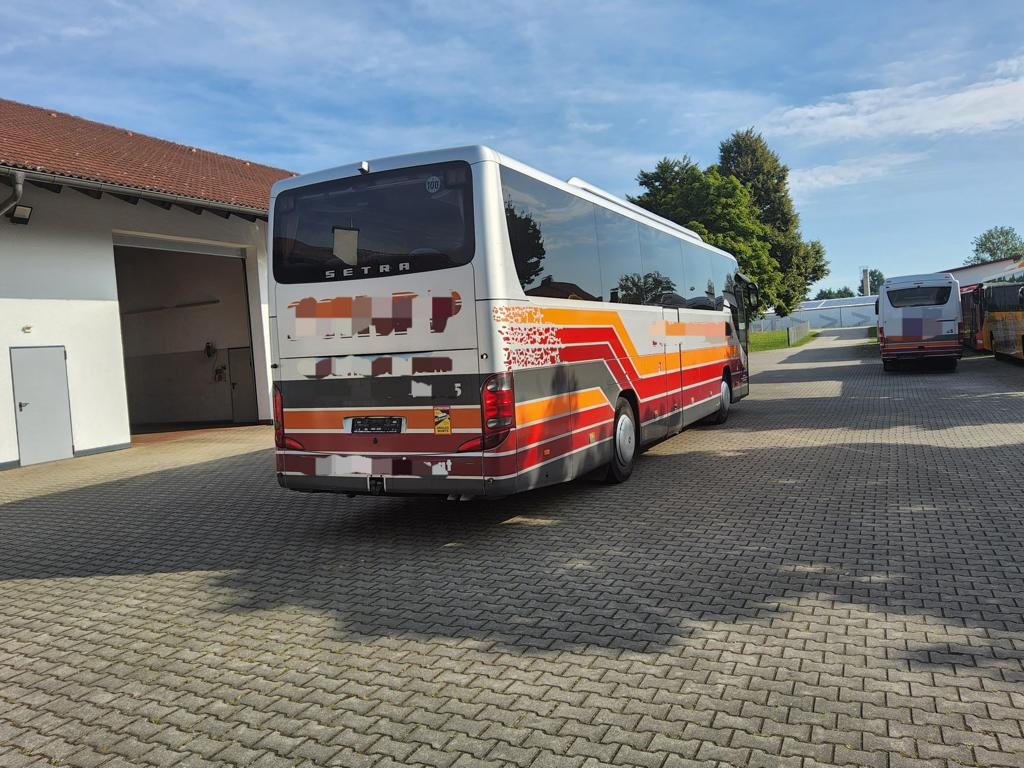 Setra S 415 GT HD / ORIGINAL KM !! / WC / 49+1+1 - Coach: picture 4 Setra S 415 GT HD / ORIGINAL KM !! / WC / 49+1+1 - Coach: picture 4