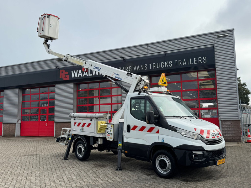 Iveco Daily 35S14 APK 10-07-2026 Nederlands Kenteken 14 meter, 4x stamped, 413 working hours - Van: picture 3 Iveco Daily 35S14 APK 10-07-2026 Nederlands Kenteken 14 meter, 4x stamped, 413 working hours - Van: picture 3