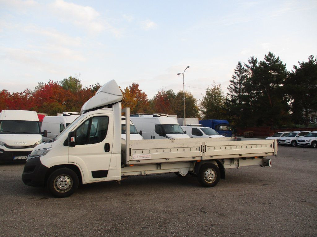 Citroën Jumper 2,0 BlueHDi - Flatbed van: picture 3 Citroën Jumper 2,0 BlueHDi - Flatbed van: picture 3