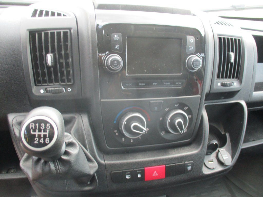 Refrigerated van Citroën Jumper 2,2 HDi: picture 12