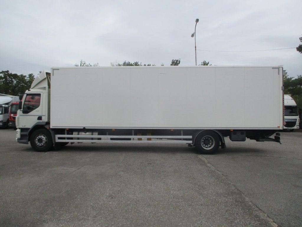 DAF 18.290 - Box truck: picture 5 DAF 18.290 - Box truck: picture 5