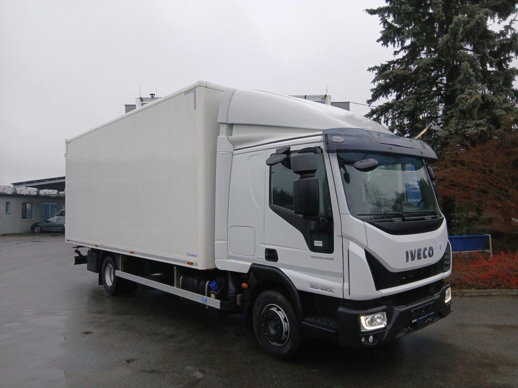 Iveco 120-220L Eurocargo - Box truck: picture 4 Iveco 120-220L Eurocargo - Box truck: picture 4