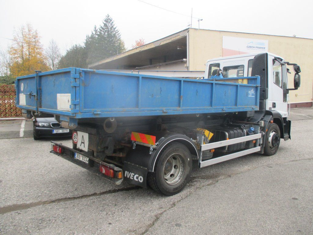 Iveco 120E Iveco 120E - Hook lift truck: picture 4 Iveco 120E Iveco 120E - Hook lift truck: picture 4