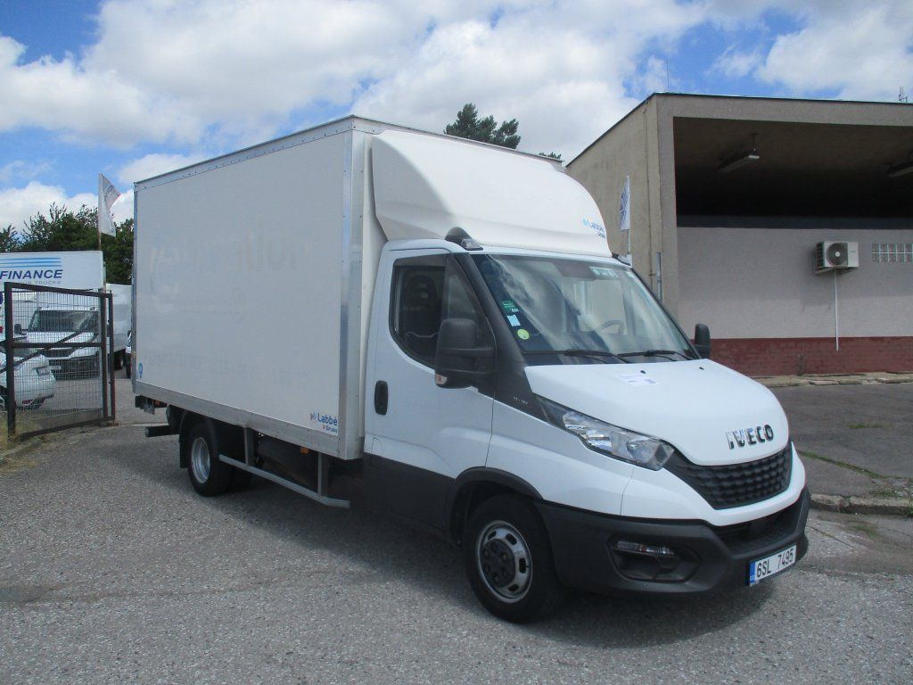Iveco 35C16 Daily 3,0l - Box van: picture 3 Iveco 35C16 Daily 3,0l - Box van: picture 3