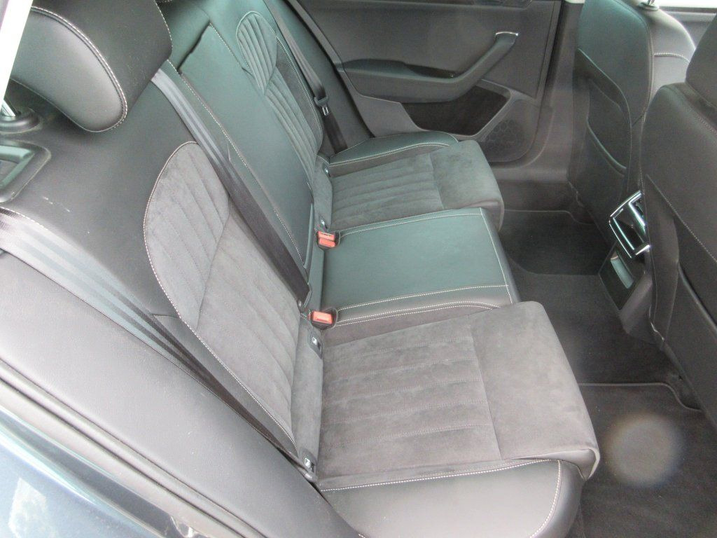 Station wagon Skoda 2.0 Tdi  Style: picture 11