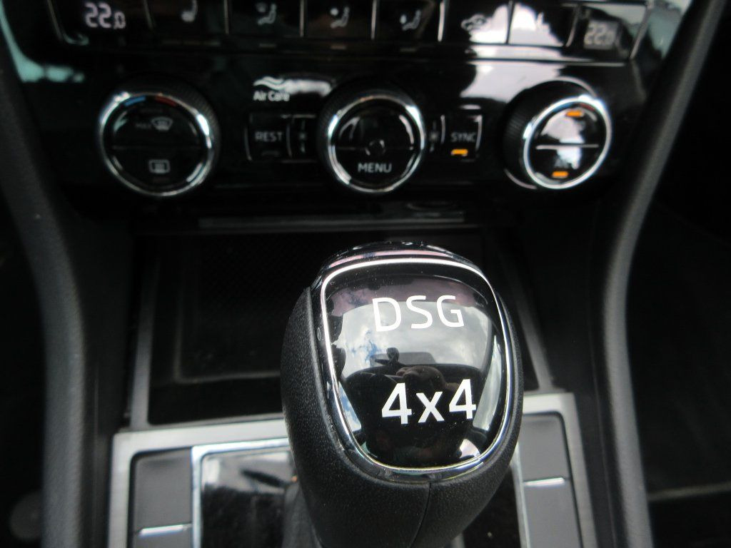 Station wagon Skoda 2.0 Tdi  Style: picture 14