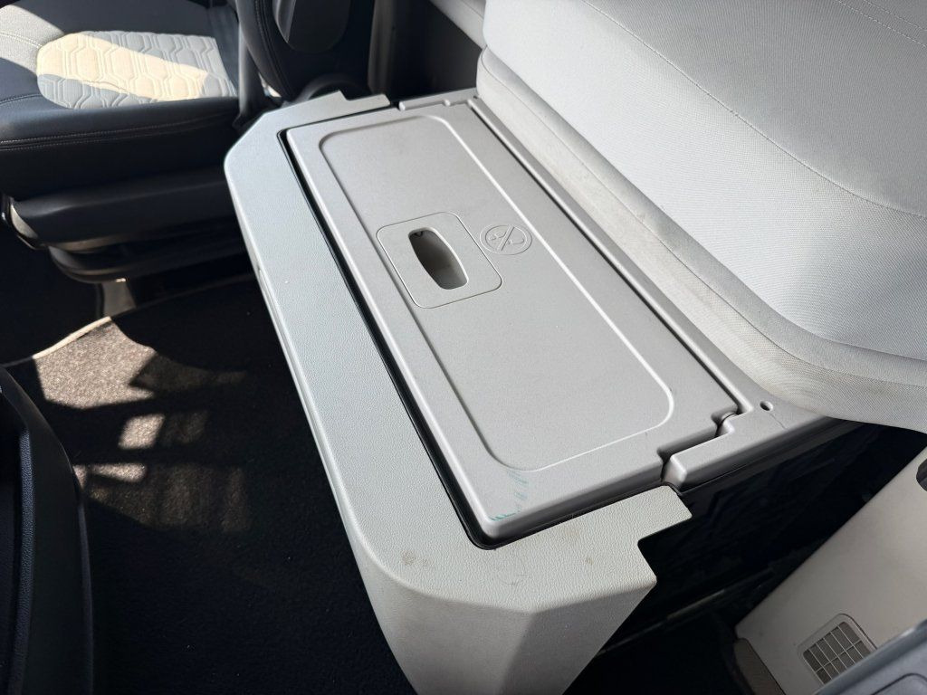 Tractor unit Ford F-MAX EURO 6: picture 15