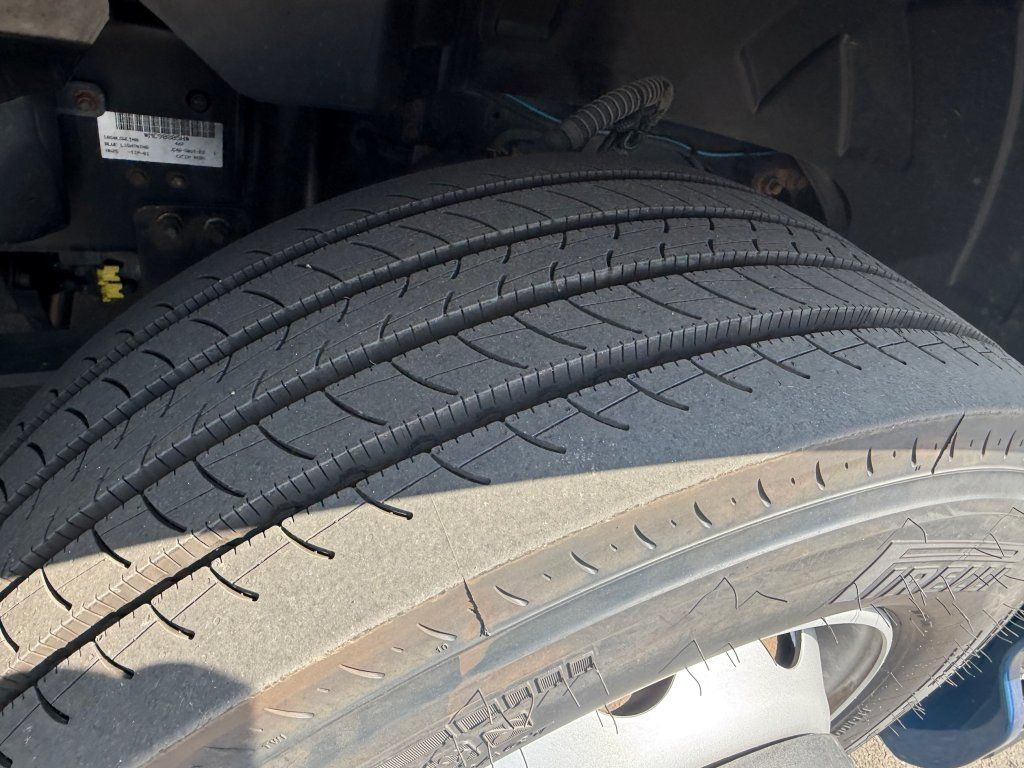 Tractor unit Ford F-MAX EURO 6: picture 10