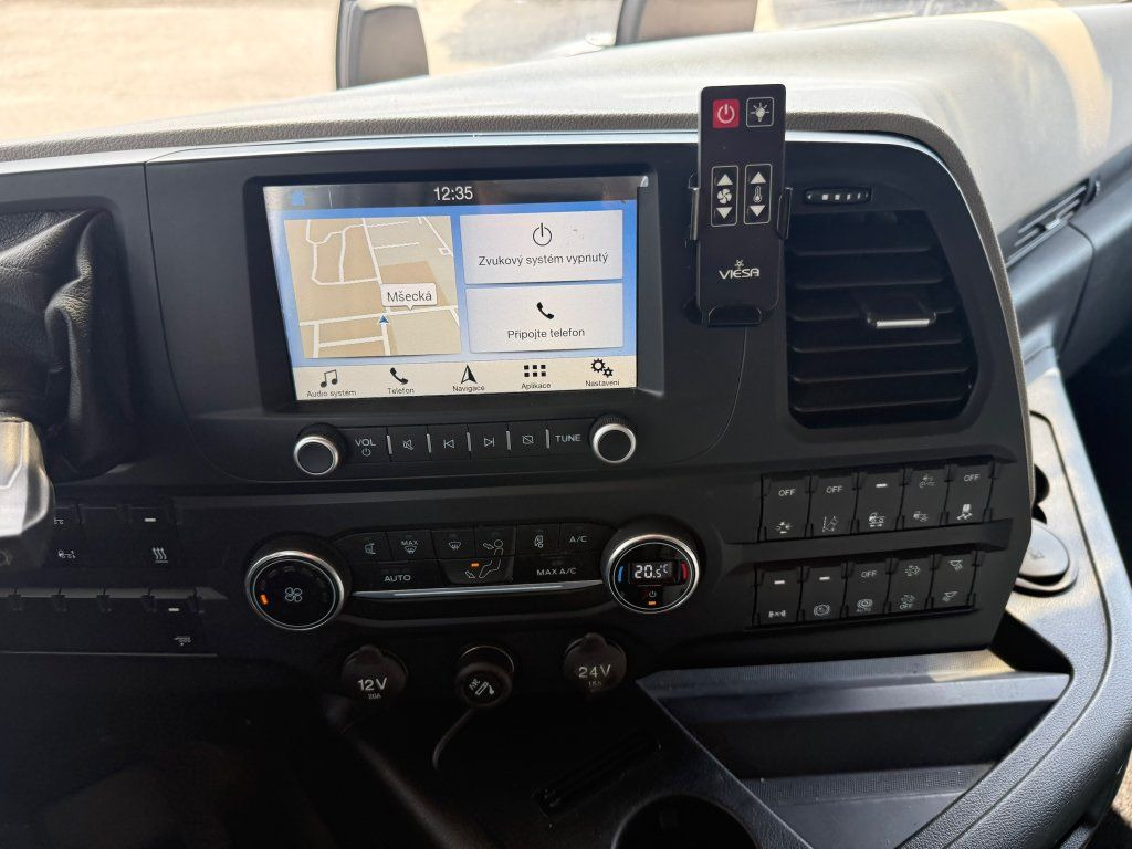 Tractor unit Ford F-MAX EURO 6: picture 17