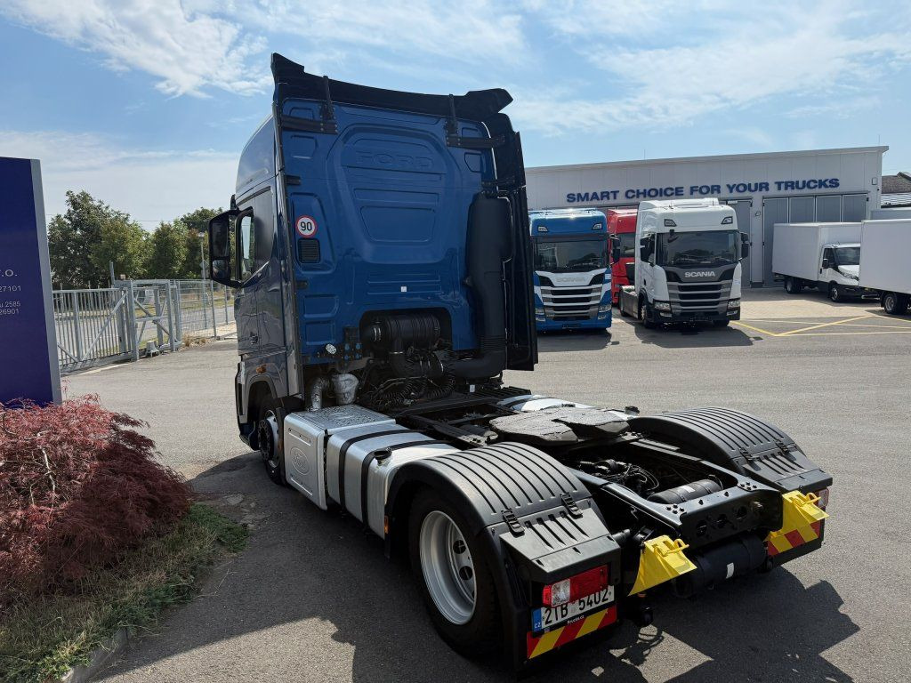 Tractor unit Ford F-MAX EURO 6: picture 6