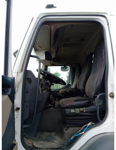 Renault Premium 320 6x2 - Garbage truck: picture 5 Renault Premium 320 6x2 - Garbage truck: picture 5