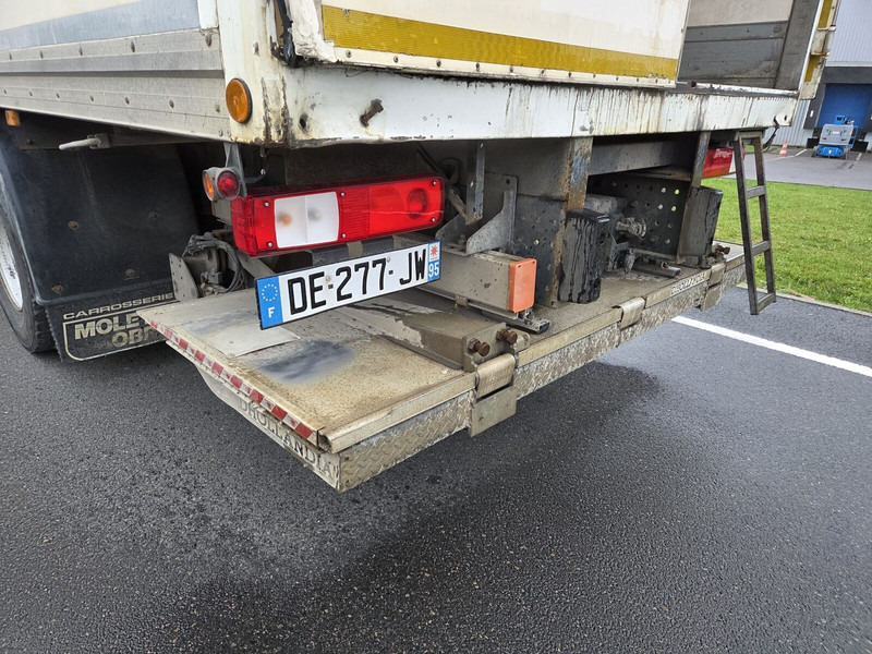 Renault Premium 380dxi - Box truck: picture 4 Renault Premium 380dxi - Box truck: picture 4