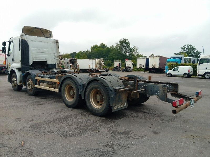 Renault Premium Lander - Cab chassis truck: picture 2 Renault Premium Lander - Cab chassis truck: picture 2