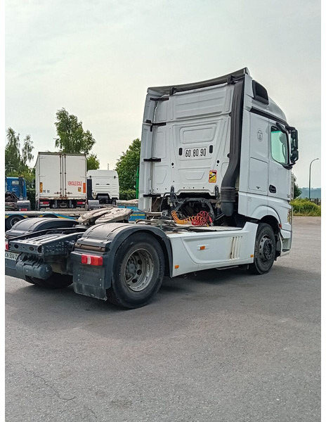 Mercedes-Benz Actros 1848 - noise in engine - Tractor unit: picture 4 Mercedes-Benz Actros 1848 - noise in engine - Tractor unit: picture 4