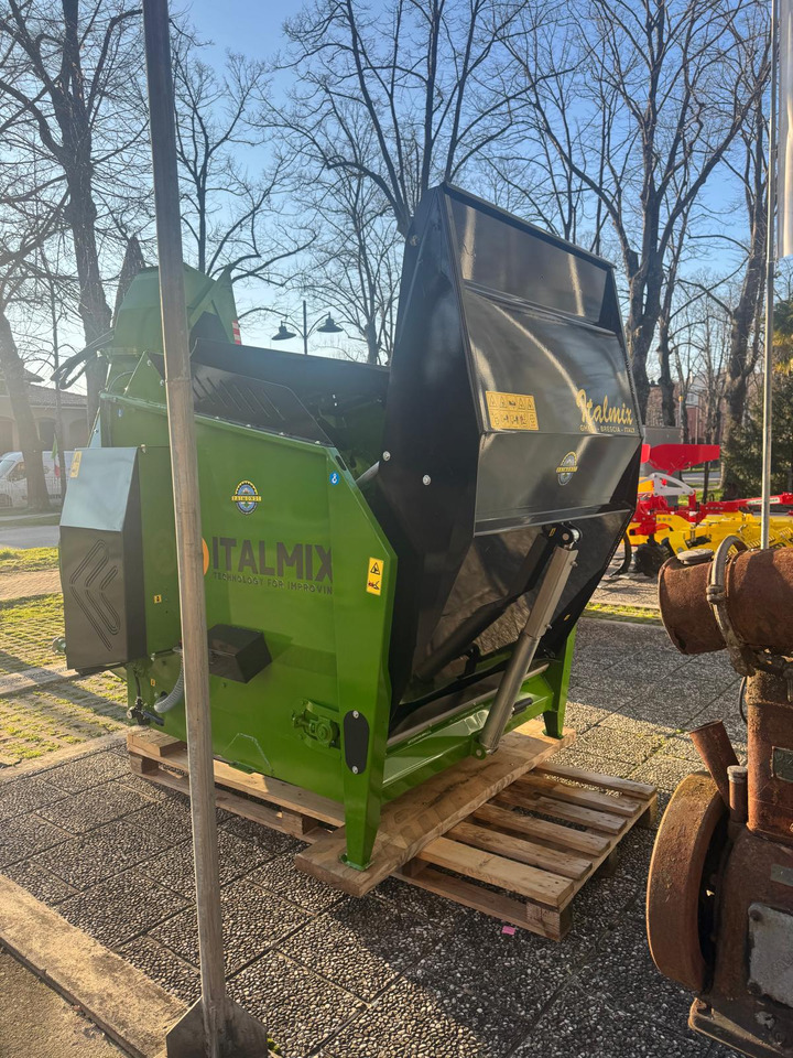 Italmix Agile power lp - Forage mixer wagon: picture 2 Italmix Agile power lp - Forage mixer wagon: picture 2