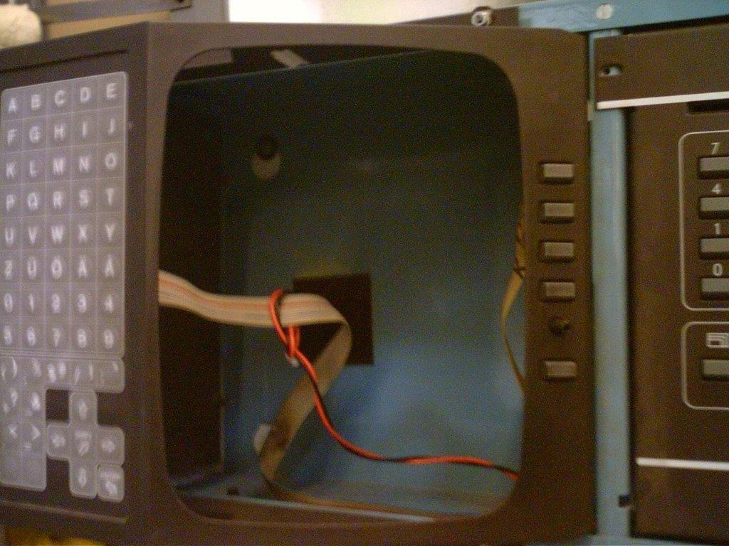 Conversion kit high-speed cutter Wohlenberg from monitor tube chassis system 85/86/90 to LCD chassis - Paper cutting machine: picture 3 Conversion kit high-speed cutter Wohlenberg from monitor tube chassis system 85/86/90 to LCD chassis - Paper cutting machine: picture 3