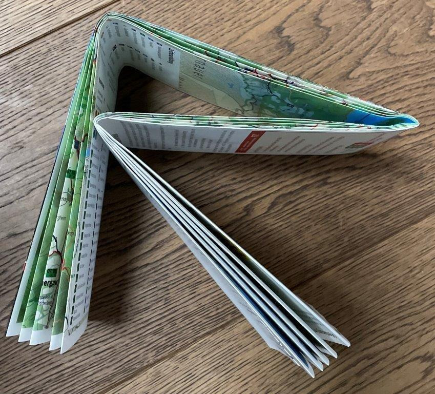 Map folding machine Herzog & Heymann M7.10-35 + M7.4-58 + flat pile feeder MBO F 76 Solo - mobile upright sheet delivery 371 - Folding machine: picture 5 Map folding machine Herzog & Heymann M7.10-35 + M7.4-58 + flat pile feeder MBO F 76 Solo - mobile upright sheet delivery 371 - Folding machine: picture 5