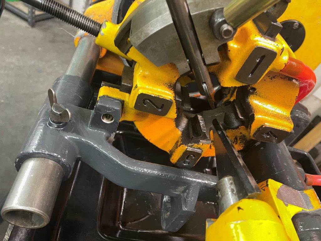 Threading machine Rems Tornado type 2010 220V, 50Hz - Metalworking machinery: picture 5 Threading machine Rems Tornado type 2010 220V, 50Hz - Metalworking machinery: picture 5