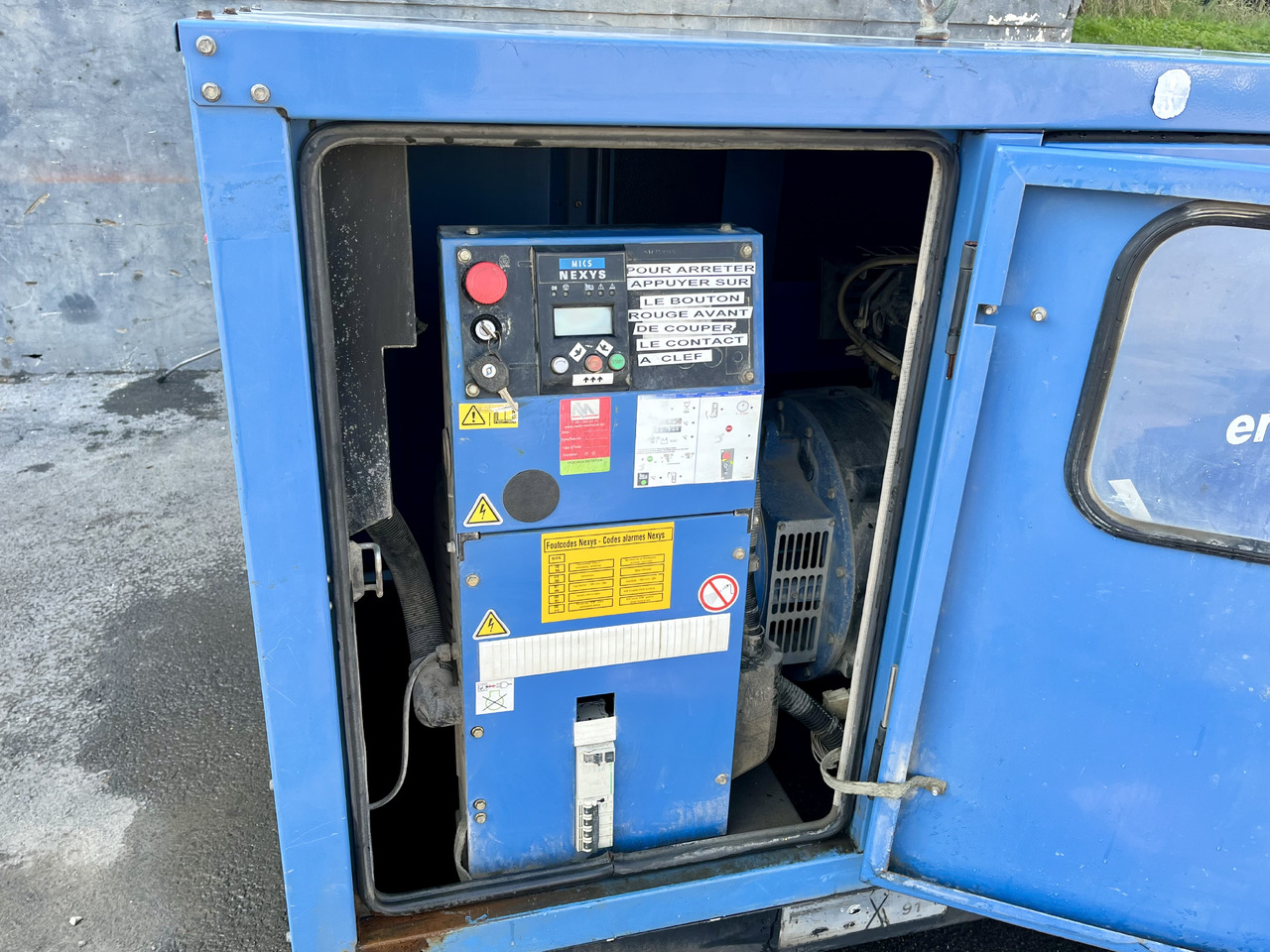 SDMO 33 kVa diesel John Deere - Generator set: picture 4 SDMO 33 kVa diesel John Deere - Generator set: picture 4