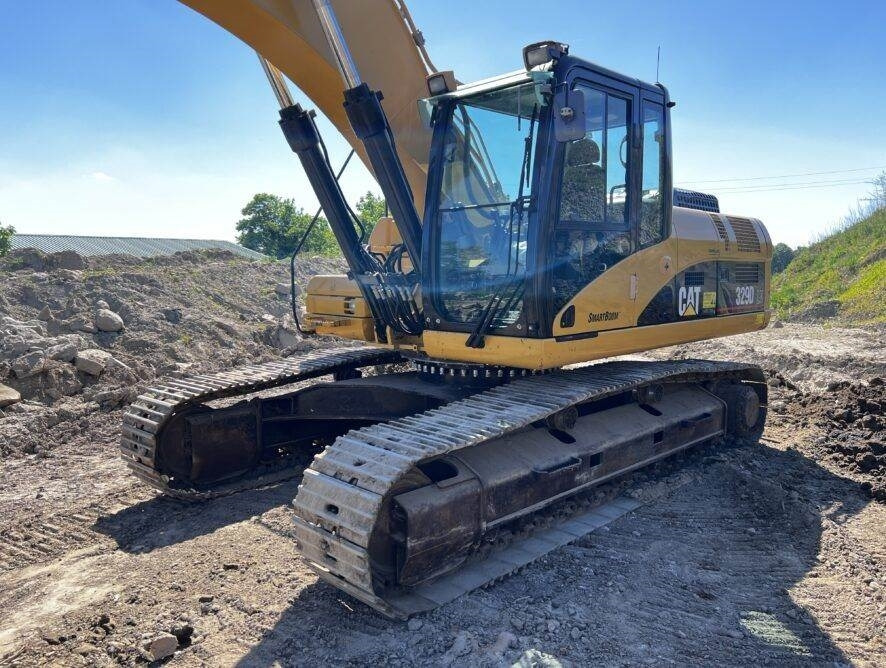 Crawler excavator CAT 329DLN video: picture 7