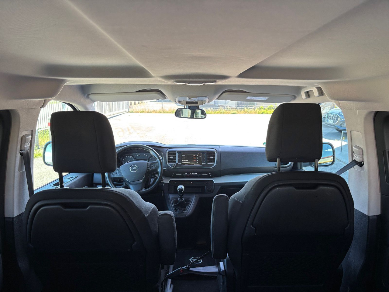 Passenger van Opel Zafira Life Edition S: picture 11