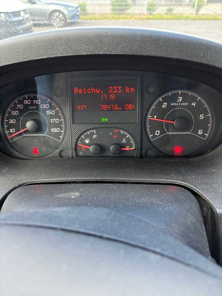 Lease a  Peugeot Boxer Peugeot Boxer: picture 11