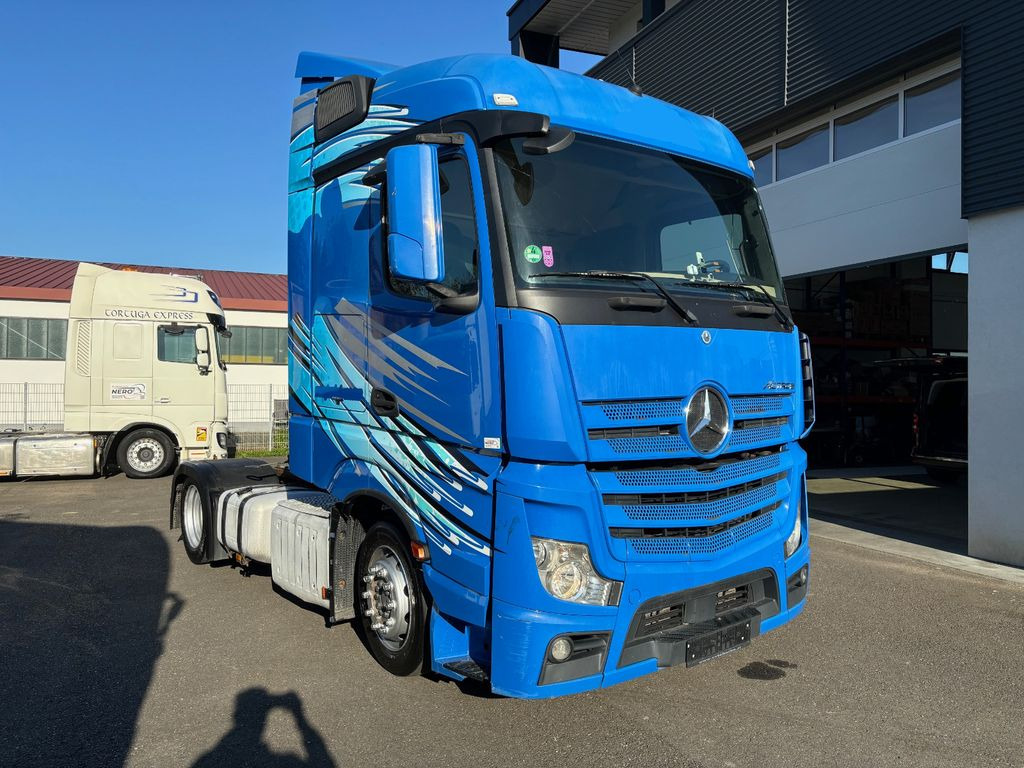 Mercedes-Benz 1836 - Tractor unit: picture 4 Mercedes-Benz 1836 - Tractor unit: picture 4