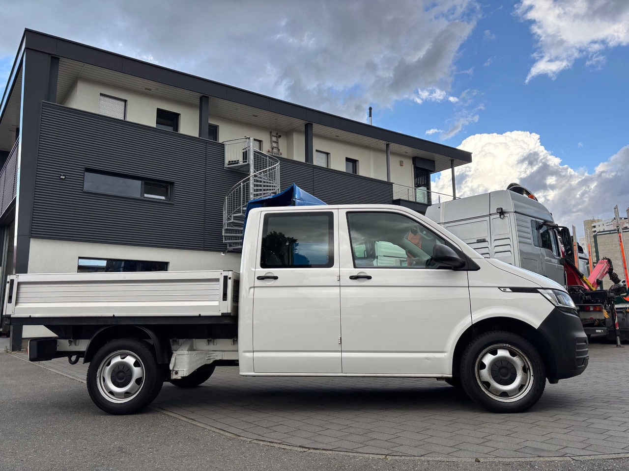 Volkswagen T6 Transporter 4Motion/150PS 2.0/DoKa/Klima - Flatbed van, Combi van: picture 3 Volkswagen T6 Transporter 4Motion/150PS 2.0/DoKa/Klima - Flatbed van, Combi van: picture 3