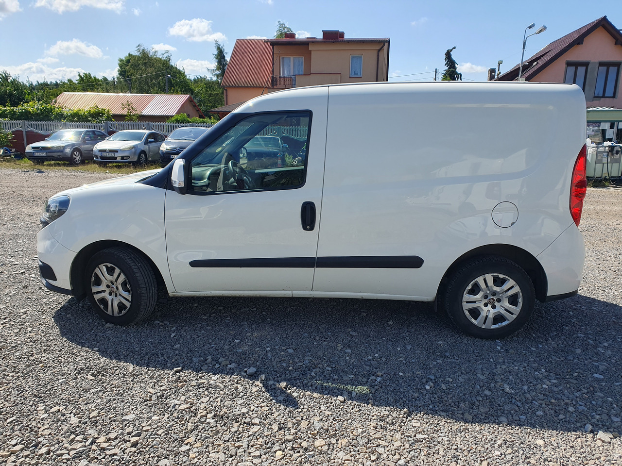 FIAT DOBLO CHLODNIA THERMOKING KLIMA EURO6 - Refrigerated van: picture 3 FIAT DOBLO CHLODNIA THERMOKING KLIMA EURO6 - Refrigerated van: picture 3