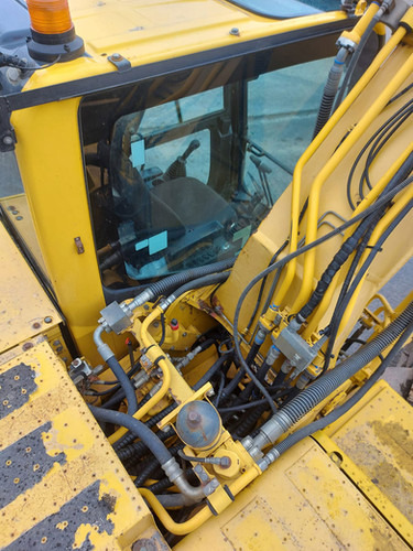 Excavator 2012 Komatsu PC240LC-8: picture 12