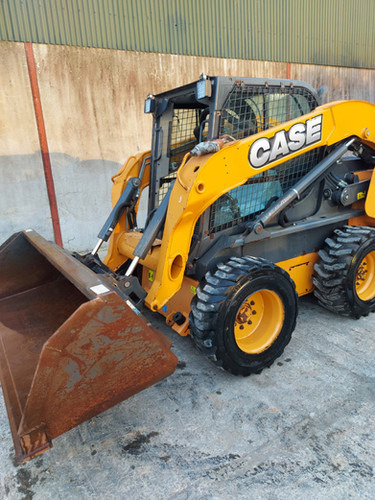 2014 CASE SV300 - Skid steer loader: picture 3 2014 CASE SV300 - Skid steer loader: picture 3
