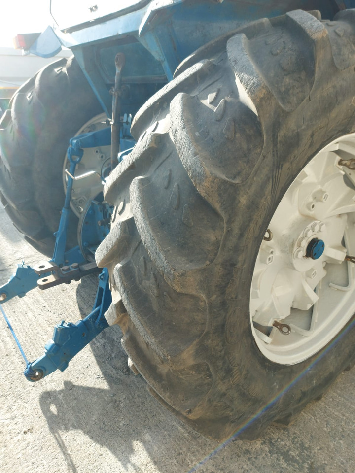 Farm tractor Ford TW-20: picture 14