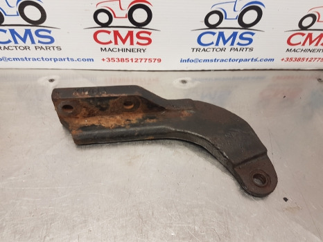 Case 5120, 5140, 5130 Hitch Arm Bracket Lhs 1974318c1, 1974318c2, 1974318c3 - Frame/ Chassis: picture 2 Case 5120, 5140, 5130 Hitch Arm Bracket Lhs 1974318c1, 1974318c2, 1974318c3 - Frame/ Chassis: picture 2