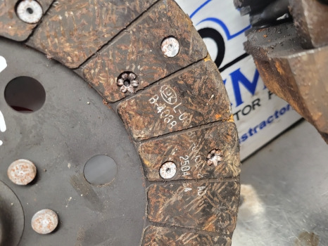 Case Jx80 New Holland Td80, Td80d Clutch Kit 228018610, 5097925, 47953610 - Clutch and parts for Farm tractor: picture 4 Case Jx80 New Holland Td80, Td80d Clutch Kit 228018610, 5097925, 47953610 - Clutch and parts for Farm tractor: picture 4