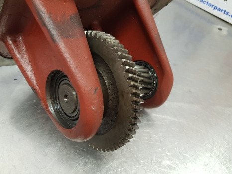 Case Maxxum Mx, Mxc, Mx100, 5140 Maxxum Transmission Cover With Gear A190245 - Transmission: picture 4 Case Maxxum Mx, Mxc, Mx100, 5140 Maxxum Transmission Cover With Gear A190245 - Transmission: picture 4