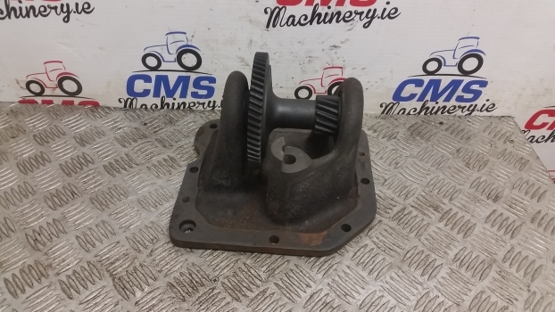 Case Maxxum Mx, Mxc, Mx100, Mx110 Maxxum Transmission Cover With Gear A190245 - Transmission for Farm tractor: picture 1 Case Maxxum Mx, Mxc, Mx100, Mx110 Maxxum Transmission Cover With Gear A190245 - Transmission for Farm tractor: picture 1