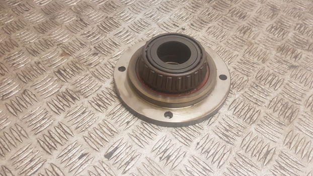 Case Mxc, Maxxum Mx, 5000 Series Mx110 Maxxum Rear Axle Carrier Flange 1341074c1 - Rear axle: picture 1 Case Mxc, Maxxum Mx, 5000 Series Mx110 Maxxum Rear Axle Carrier Flange 1341074c1 - Rear axle: picture 1