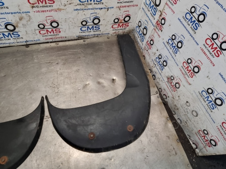 Case Mxu100, New Holland T6, T7,tsa Cab Mudguard Fender Extension Pair 87327426 - Fender: picture 3 Case Mxu100, New Holland T6, T7,tsa Cab Mudguard Fender Extension Pair 87327426 - Fender: picture 3