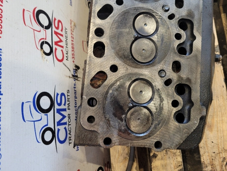 Cylinder head Claas Ares 656 John Deere 6810 Engine Cylinder Head R121608, 6005021490, Re57489: picture 10 Cylinder head Claas Ares 656 John Deere 6810 Engine Cylinder Head R121608, 6005021490, Re57489: picture 10