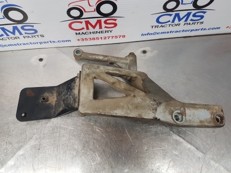 Claas Arion 530, 500, Cmatic,hexashift Alternator Support 0022356030, 0021608072 - Alternator for Farm tractor: picture 2 Claas Arion 530, 500, Cmatic,hexashift Alternator Support 0022356030, 0021608072 - Alternator for Farm tractor: picture 2