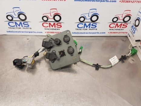 Claas Arion 640, 500, 600, Axion 850 Wiring Loom And Panel 0011265231, 11262040 - Cables/ Wire harness for Farm tractor: picture 1 Claas Arion 640, 500, 600, Axion 850 Wiring Loom And Panel 0011265231, 11262040 - Cables/ Wire harness for Farm tractor: picture 1
