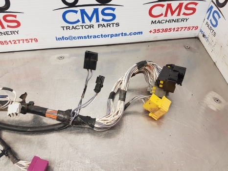 Claas Arion 640, 950, 900, 880, Axion 500,600 Wiring Loom 0026075263, 0026075261 - Cables/ Wire harness for Farm tractor: picture 2 Claas Arion 640, 950, 900, 880, Axion 500,600 Wiring Loom 0026075263, 0026075261 - Cables/ Wire harness for Farm tractor: picture 2
