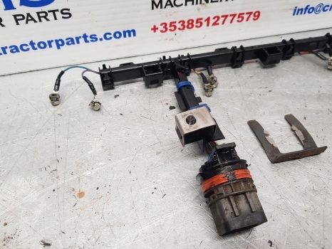 Claas Arion 640 A36, A37 Engine Injectors Wiring Loom 0011467660, 0011505370, - Cables/ Wire harness for Farm tractor: picture 2 Claas Arion 640 A36, A37 Engine Injectors Wiring Loom 0011467660, 0011505370, - Cables/ Wire harness for Farm tractor: picture 2