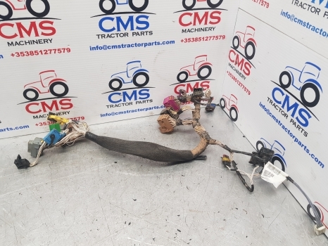 Claas Arion 640 Cab Dashboard Wiring Loom 0026081260, 0026081261, 26081260 - Cables/ Wire harness for Farm tractor: picture 1 Claas Arion 640 Cab Dashboard Wiring Loom 0026081260, 0026081261, 26081260 - Cables/ Wire harness for Farm tractor: picture 1