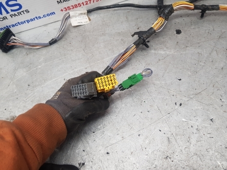 Claas Arion 640 Cab Wiring Loom 0022371370, 0022371372, 22371370, 22371372 - Cables/ Wire harness for Farm tractor: picture 2 Claas Arion 640 Cab Wiring Loom 0022371370, 0022371372, 22371370, 22371372 - Cables/ Wire harness for Farm tractor: picture 2